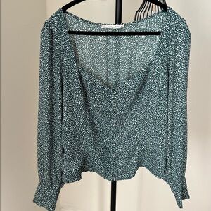 Abercrombie & Fitch Green and White Patterned Top